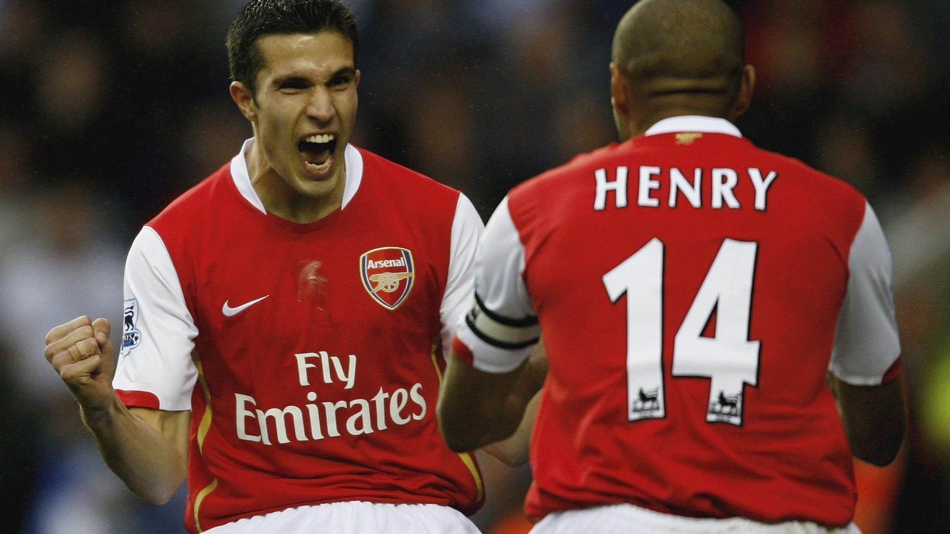 穆里尼奥四连败，本菲卡无缘欧冠出线，未来堪忧，穆里尼奥评价罗本